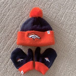 Denver Broncos Winter hat and mittens